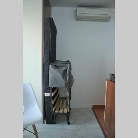 Appartamento Apartmán - Dlhé Diely Bratislava Esterno foto
